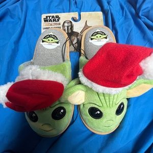 Star Wars Baby Yoda Christmas Slippers